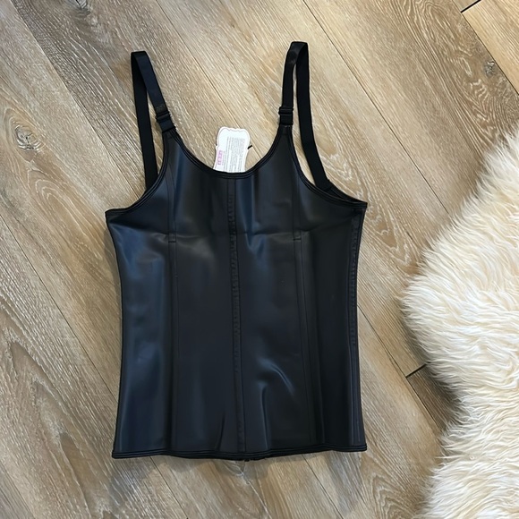 NWT Luxx Curves Double Compression Vest Sculpt Your Body Waist Trainer Size XL - Picture 2 of 8